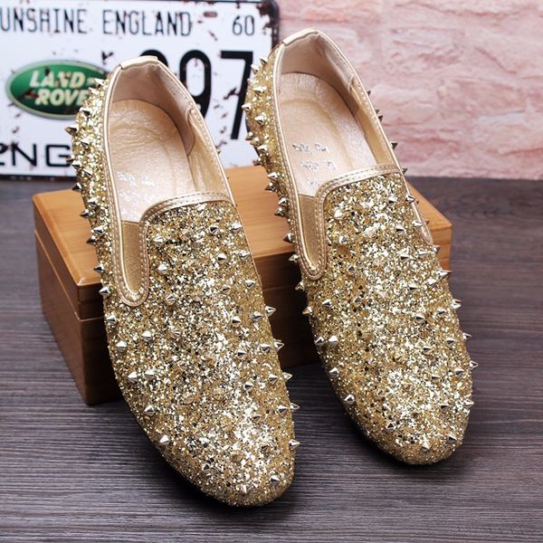 Men Loafers Wedding Shoes Stud Slip on British Style Man Dress Shoes Shinny Crsytal Rivets Flats Gold Black Casual Men Shoes